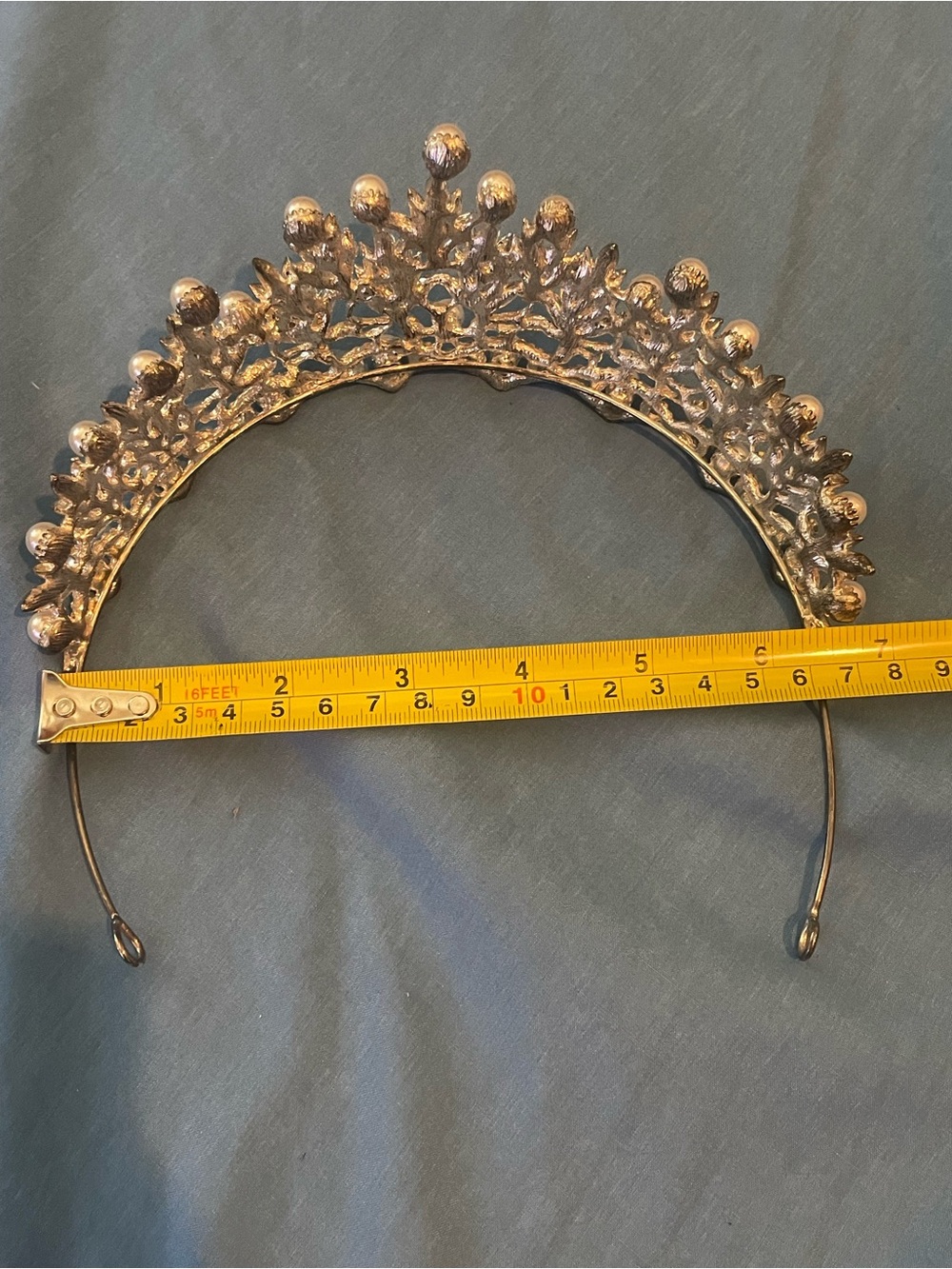 Silver Pearl Accent Tiara- Elegant Women’s Accessory- Bridgerton Experience - Picture 3 of 5